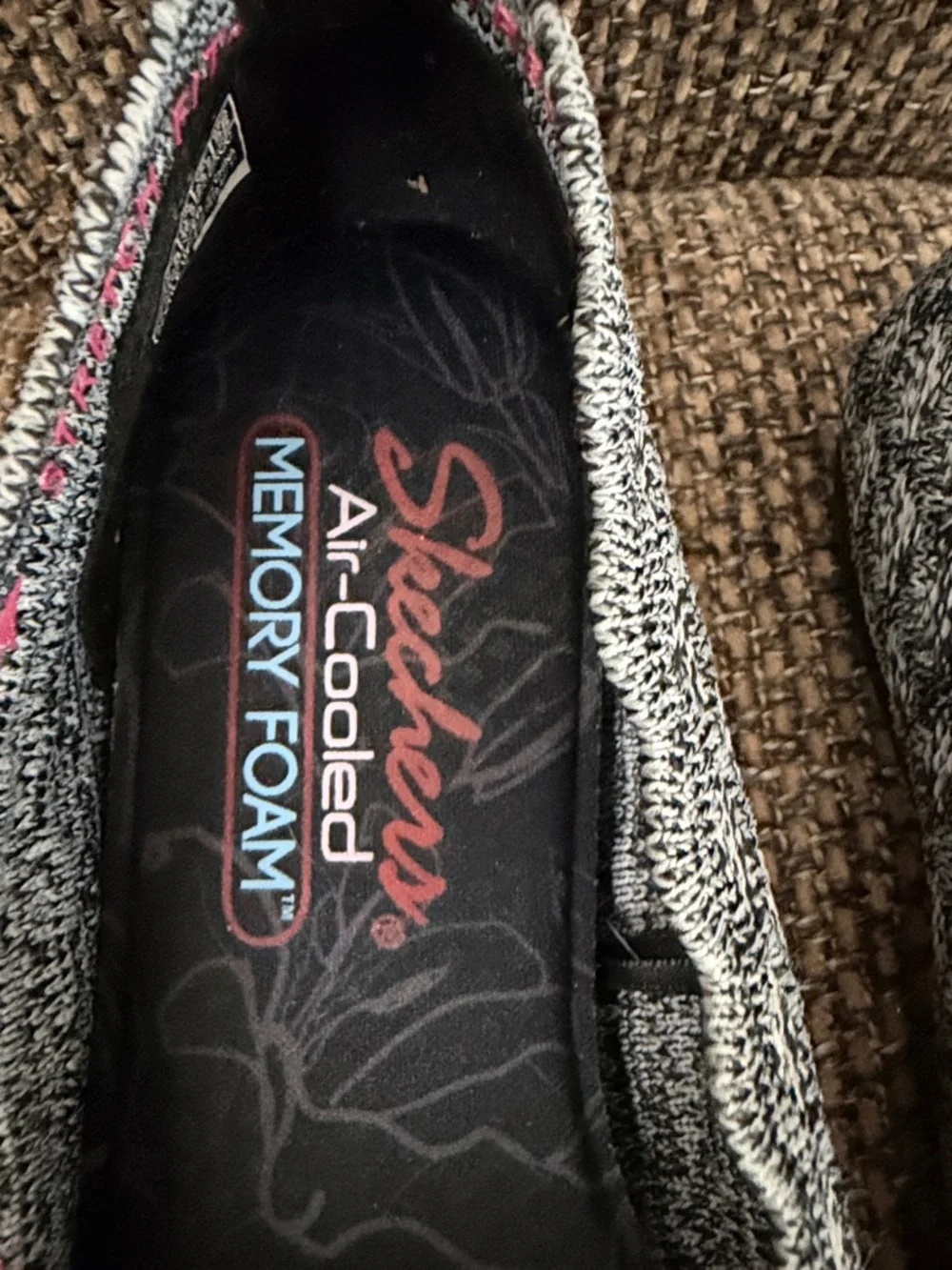 Skechers Air Cooled Memory Foam Slip On Flats Knit Comfort Shoes 6.5‎